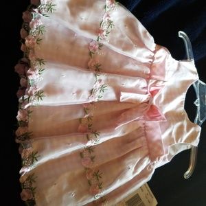 Girls dress